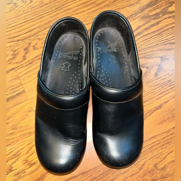 Dansko Clogs - Picture 2 of 3